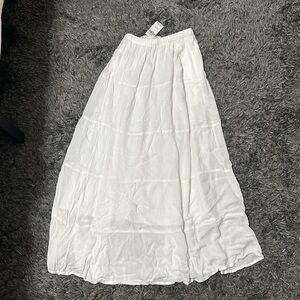 White maxi skirt